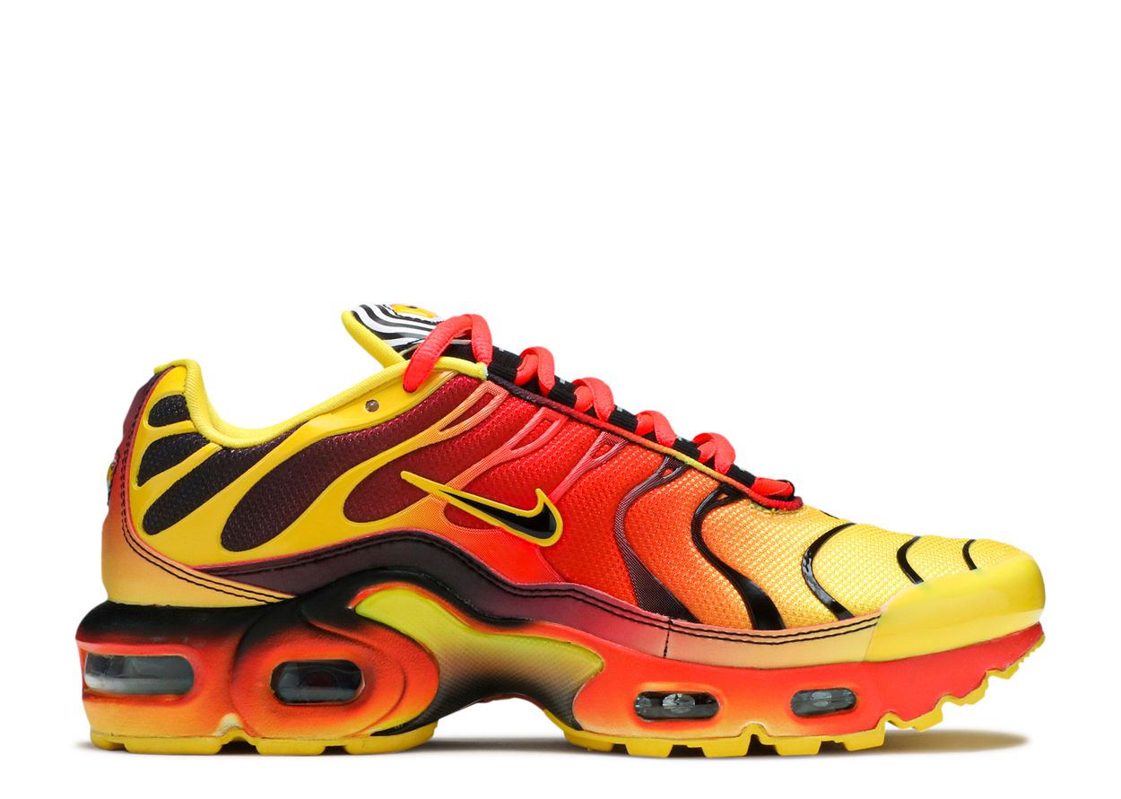 Air max plus bright crimson hotsell